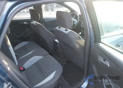 2018 Ford Focus St z USA, uszkodzony, nr VIN 1FADP3L97JL255257